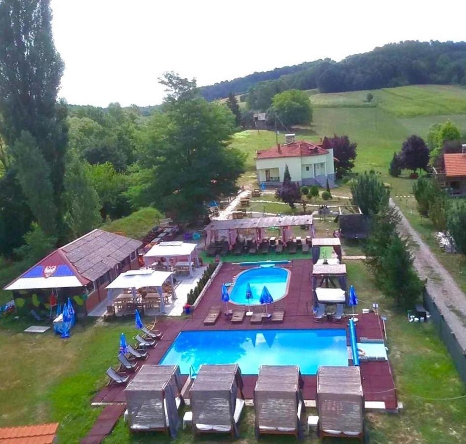 Holiday Home Rodjak Sa Sela Mionica Zewnętrze zdjęcie