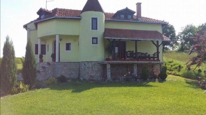 Holiday Home Rodjak Sa Sela Mionica Zewnętrze zdjęcie